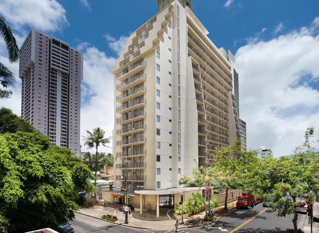 Ohia Waikiki Studio Suites Main image 1